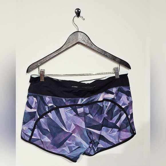 Lululemon Run Times Short *4-way Stretch 4" Pretty Prism Multi / Black Size 10 - Picture 6 of 8